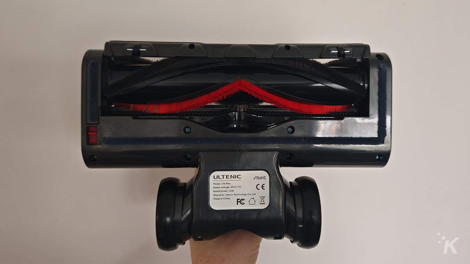 Vacuum cleaner brush head underside view
